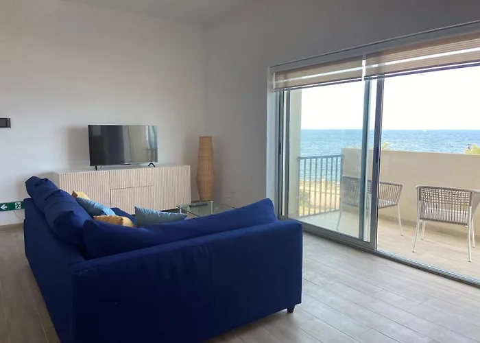 Beachfront アパート *